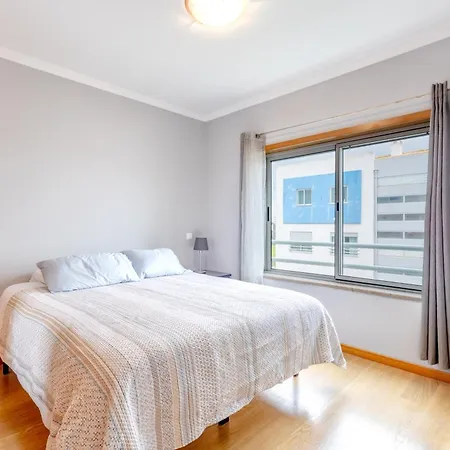 Conforto A Poucos Minutos Da ポルティマン