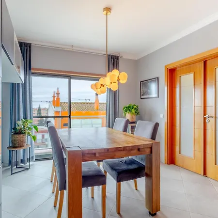 Conforto A Poucos Minutos Da